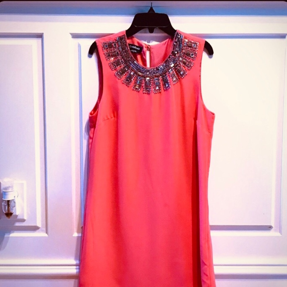 Bebe dress